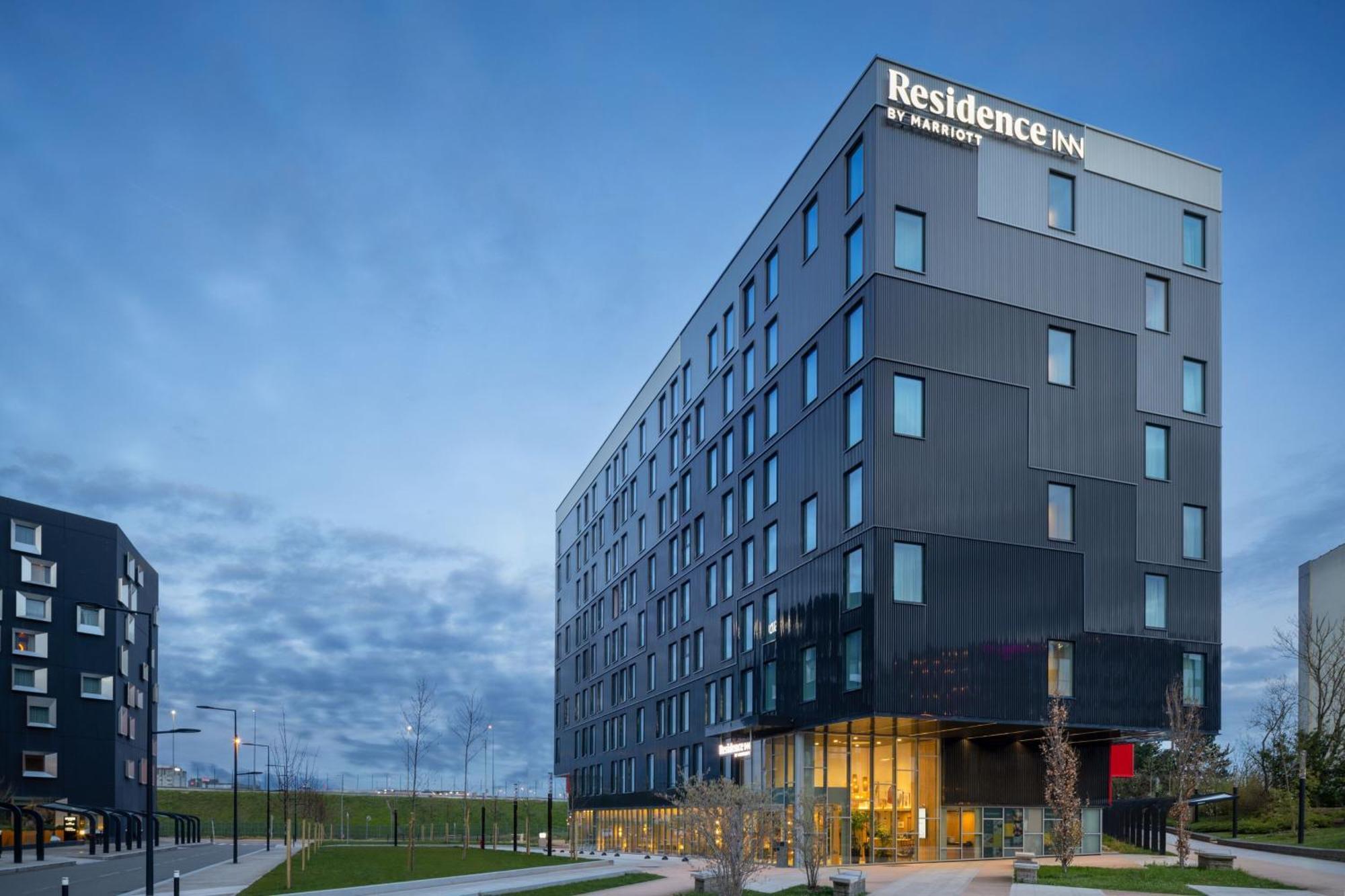 Residence Inn By Marriott Paris Charles De Gaulle Central Airport Roissy-en-France Exterior foto